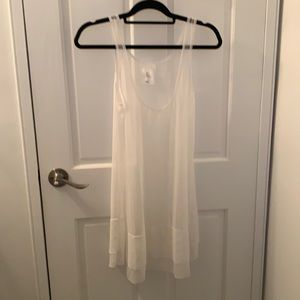 Sympli White Mesh Layering Tank!! 🛍☺️🥰